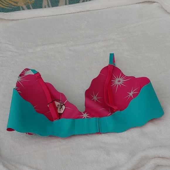 Victoria's Secret Reversible Bra & Hiphugger NWT - Picture 10 of 16